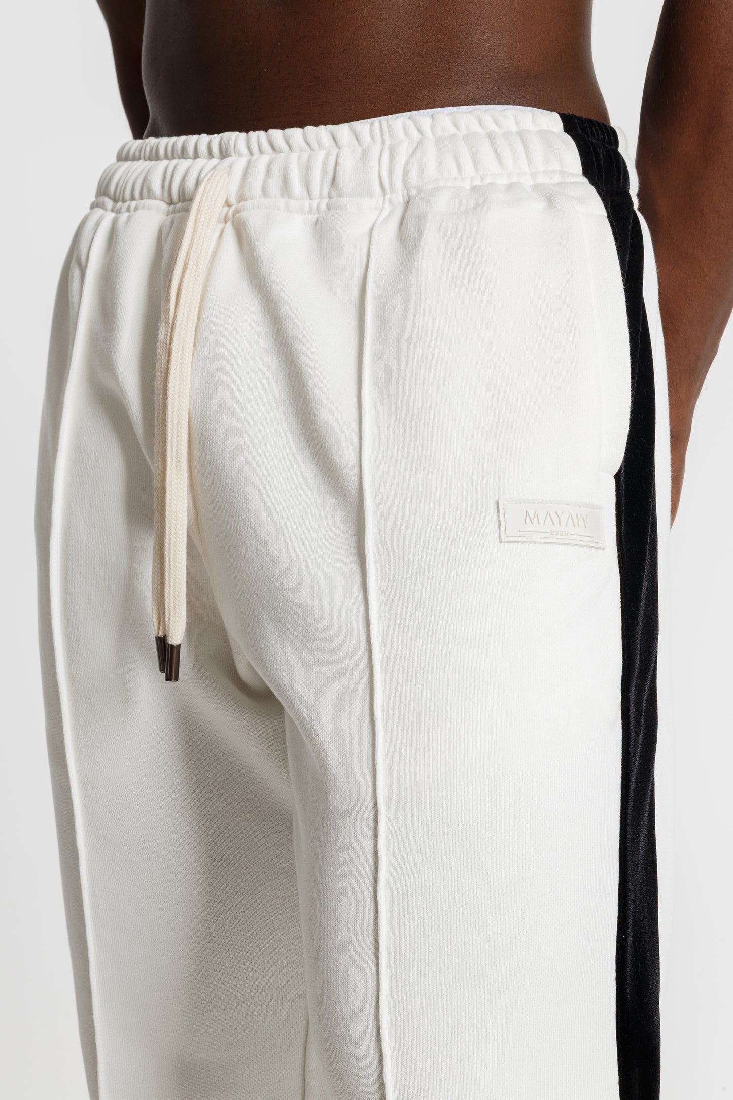 DUALITY WHITE