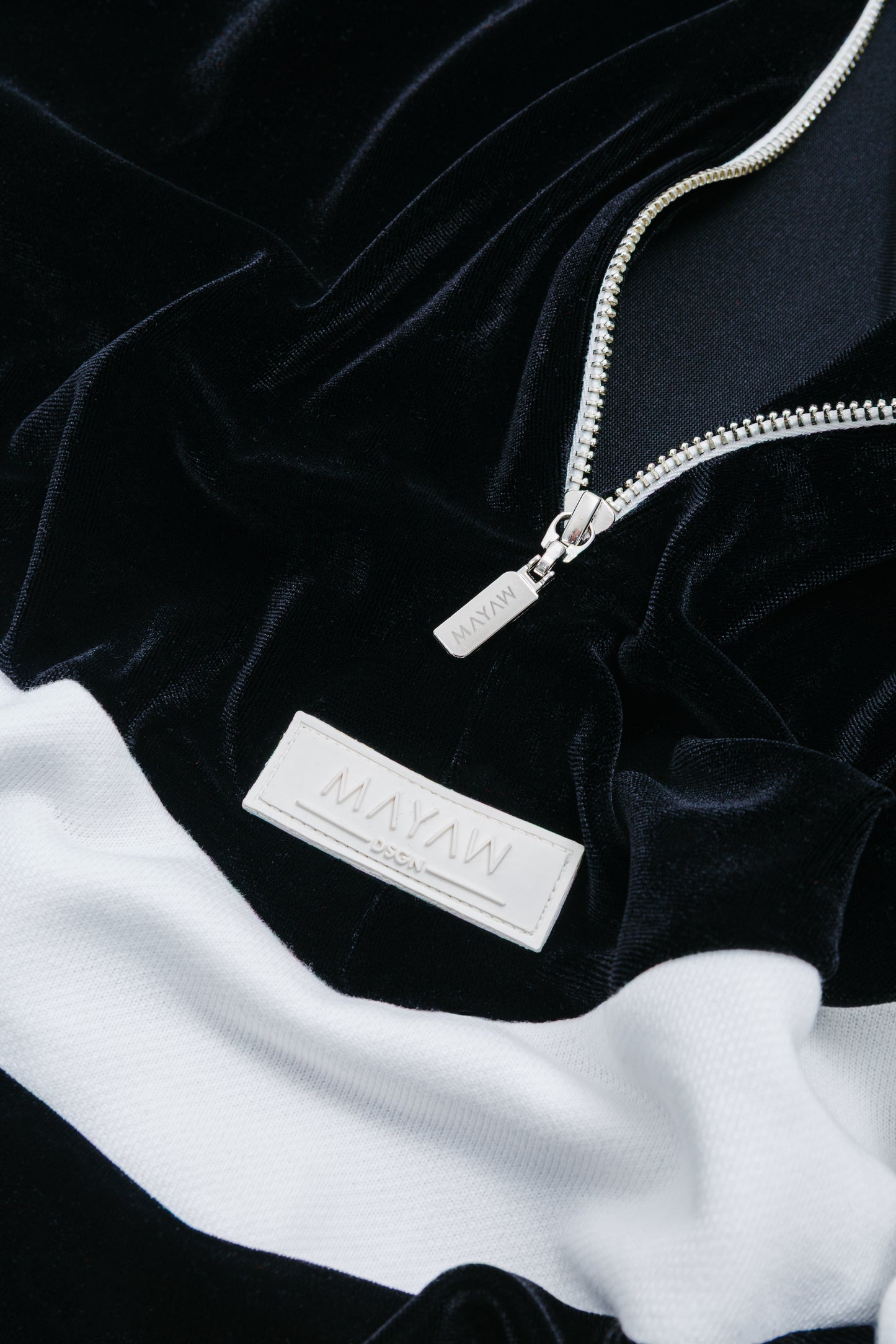 DUALITY BLACK